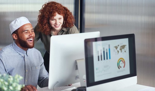 Les avantages méconnus de la gestion interne du marketing en ligne : pourquoi externaliser n'est pas toujours la meilleure option